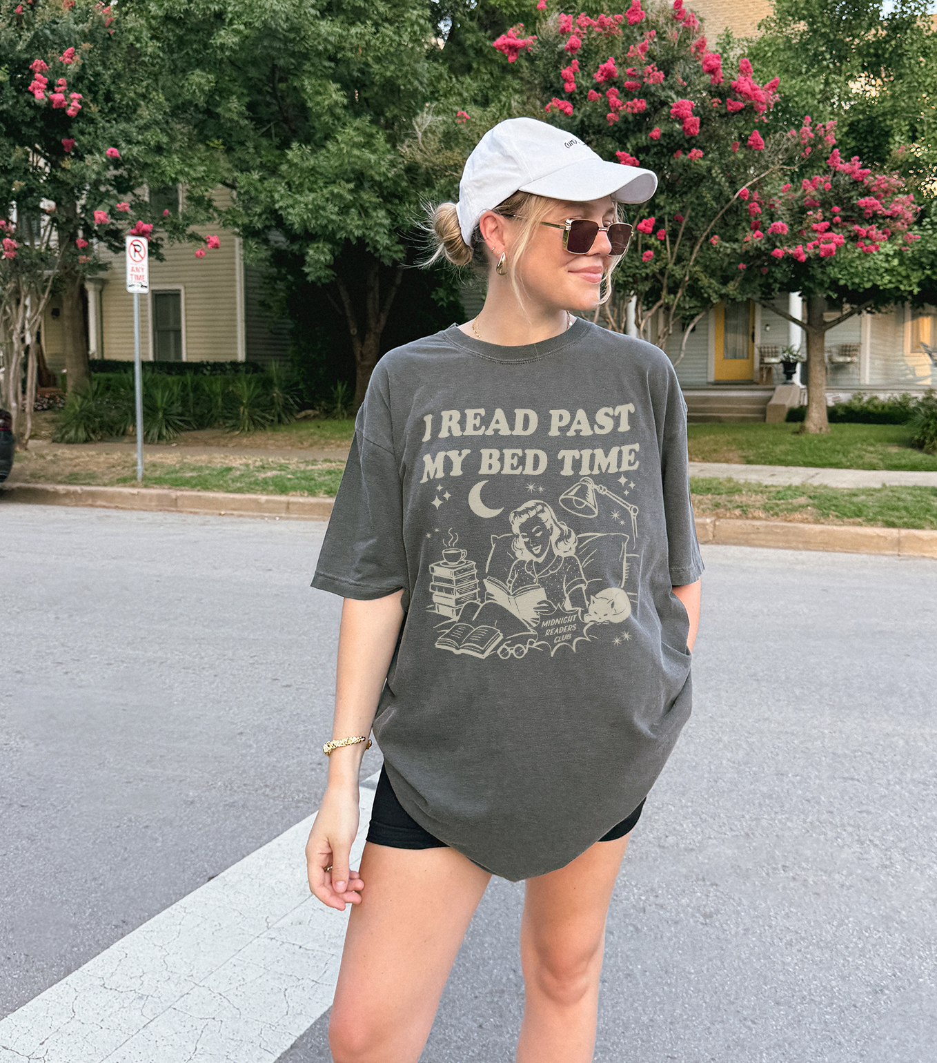 I Read Past My Bedtime – Comfort Colors Book Lover T-Shirt