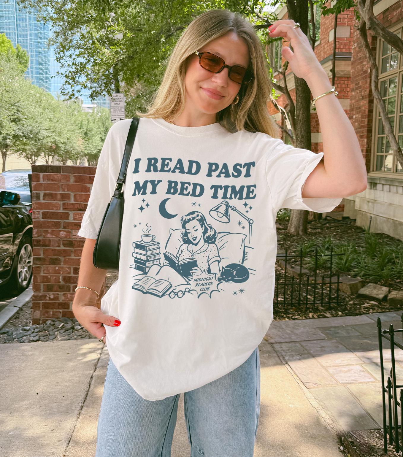 I Read Past My Bedtime – Comfort Colors Book Lover T-Shirt